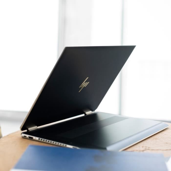 HP PC Portable Spectre x360 15-df0006nf 15.6" Tactile FHD - Core i7-8565U - RAM 16Go - SSD 256Go - Thunderbolt - AZERTY - Windows 10